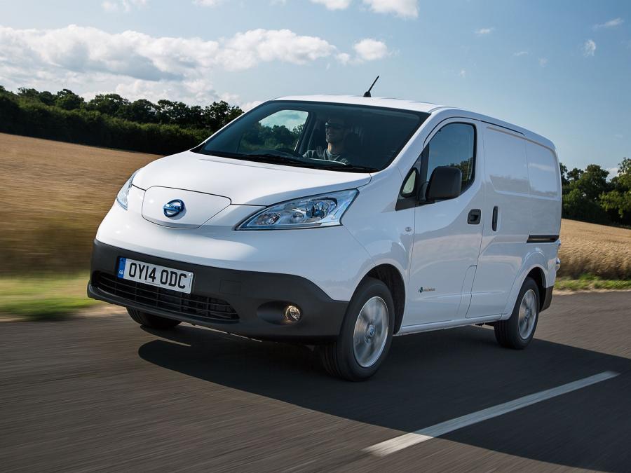  Nissan e-NV200 Van 2014 года  (UK) (фото 16 из 30)
